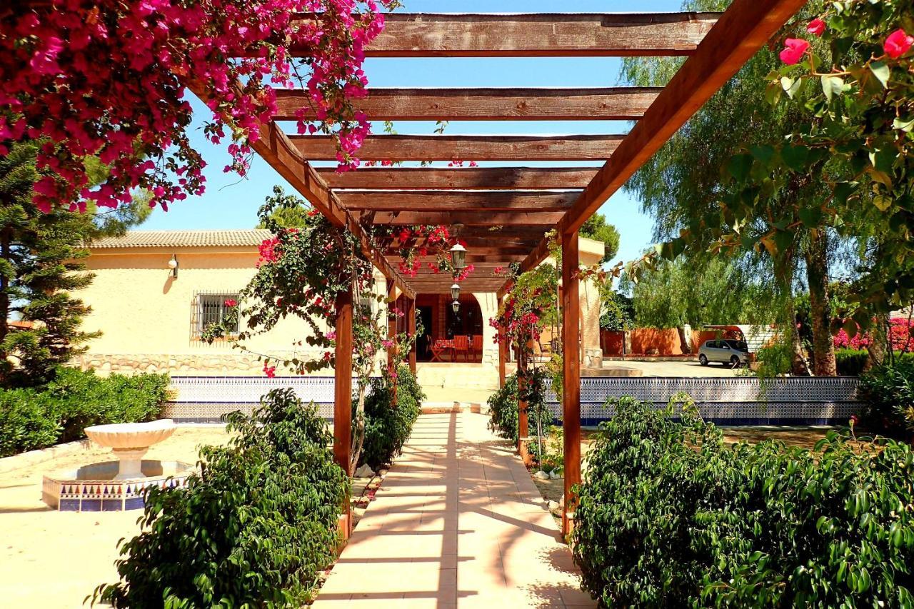 Villa Buganvilla Elche Exterior foto